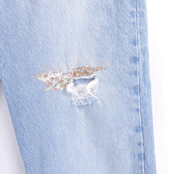 Levi's 501 150th Anniversary Edition Women’s Lt Blue Button Fly Jeans Size 29x30 - Picture 9 of 14